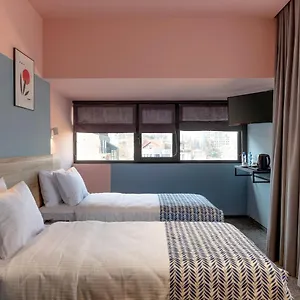 https://vera-hills-boutique-hotel.alltbilisihotels.com