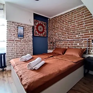 https://9-doors.alltbilisihotels.com